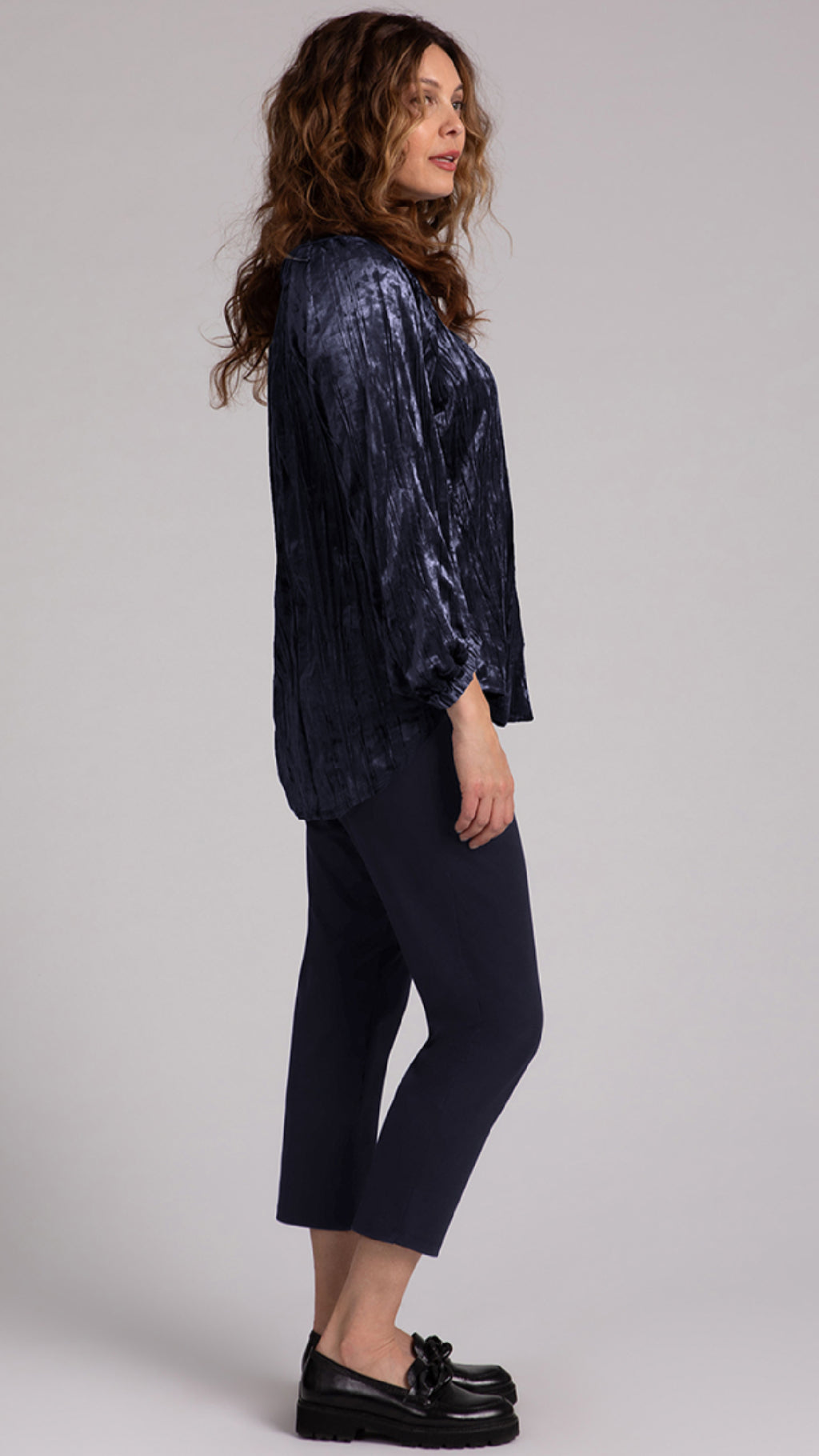 Move Pullover W/Half Elastic Cuff, Crinkle Velvet (Sale)