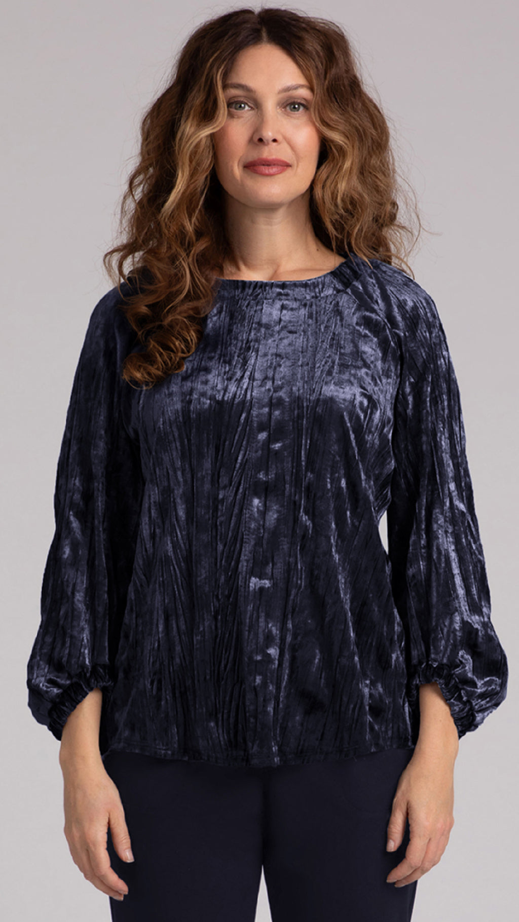 Move Pullover W/Half Elastic Cuff, Crinkle Velvet (Sale)