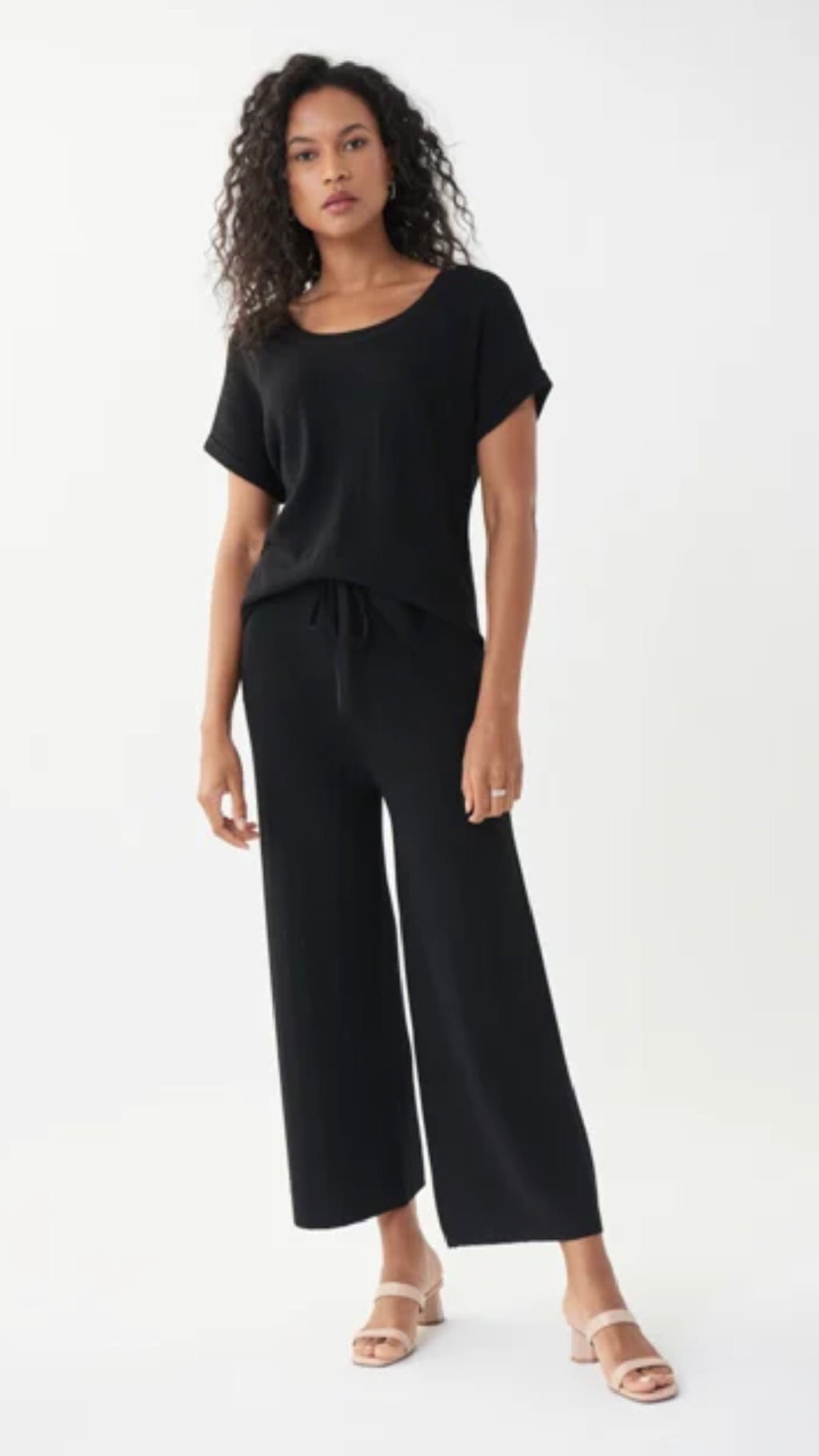 Joseph Ribkoff Black Textured Capri (Sale) – Ennoja Clothing