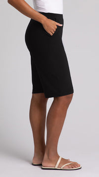 Nu Straight Leg Shorts (Selected Color on Sale)