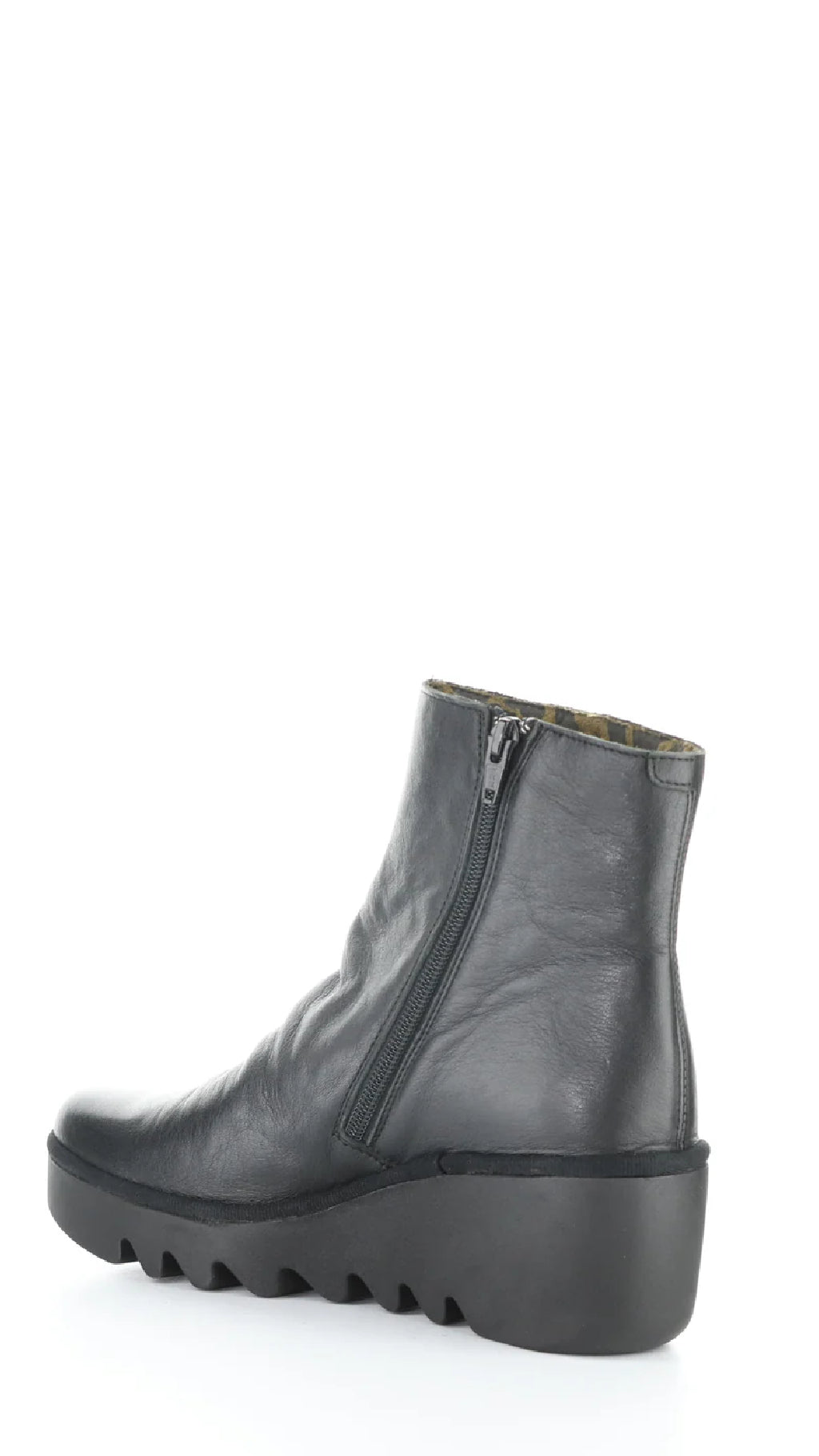 Fly London BAAN538FLY 009 Black Round Toe Boots