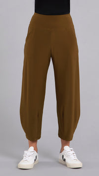 Narrow Lantern Pant