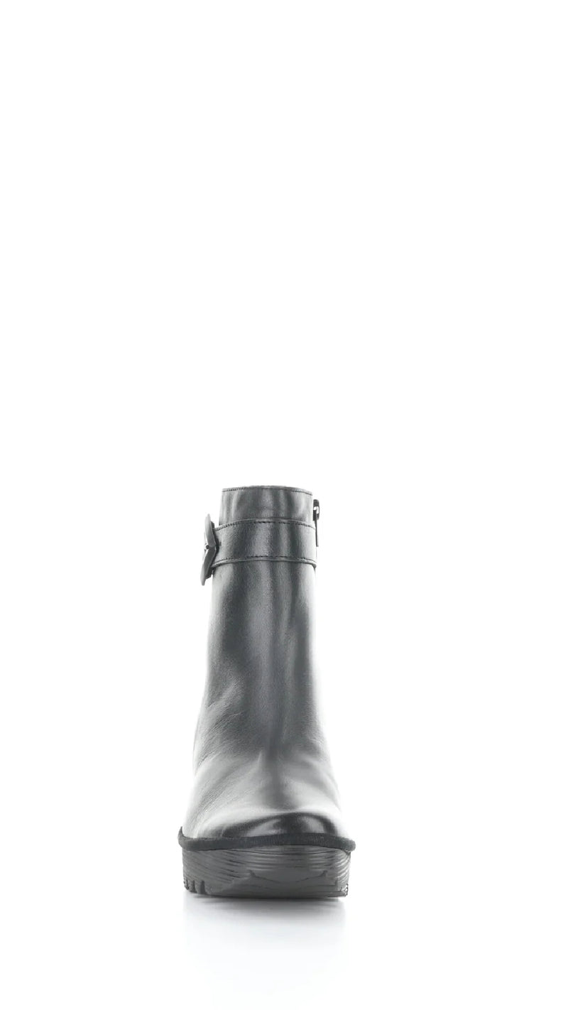 Fly London YUJl596FLY 000 Black Round Toe Boots