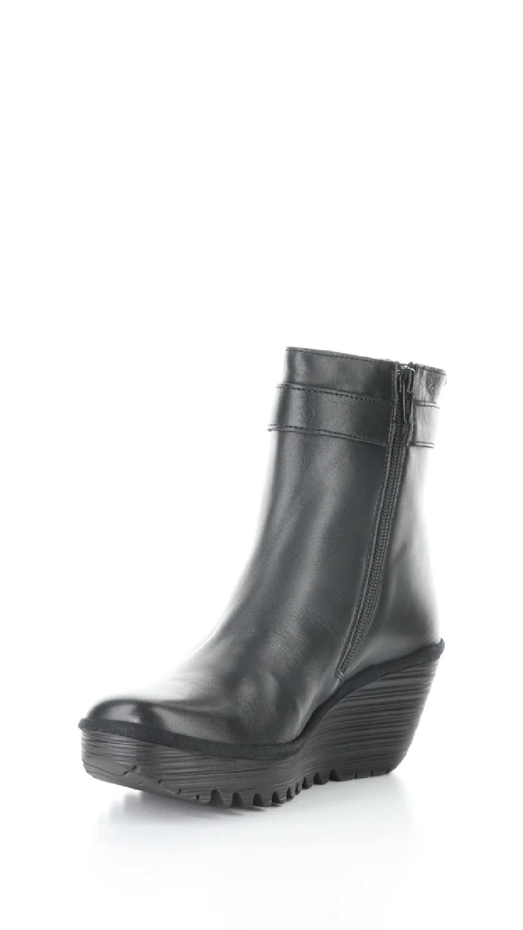 Fly London YUJl596FLY 000 Black Round Toe Boots