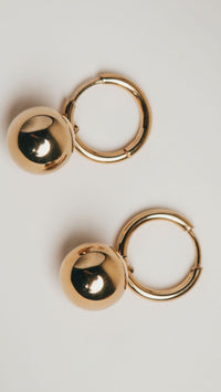Golden Sphere Jewellery Set