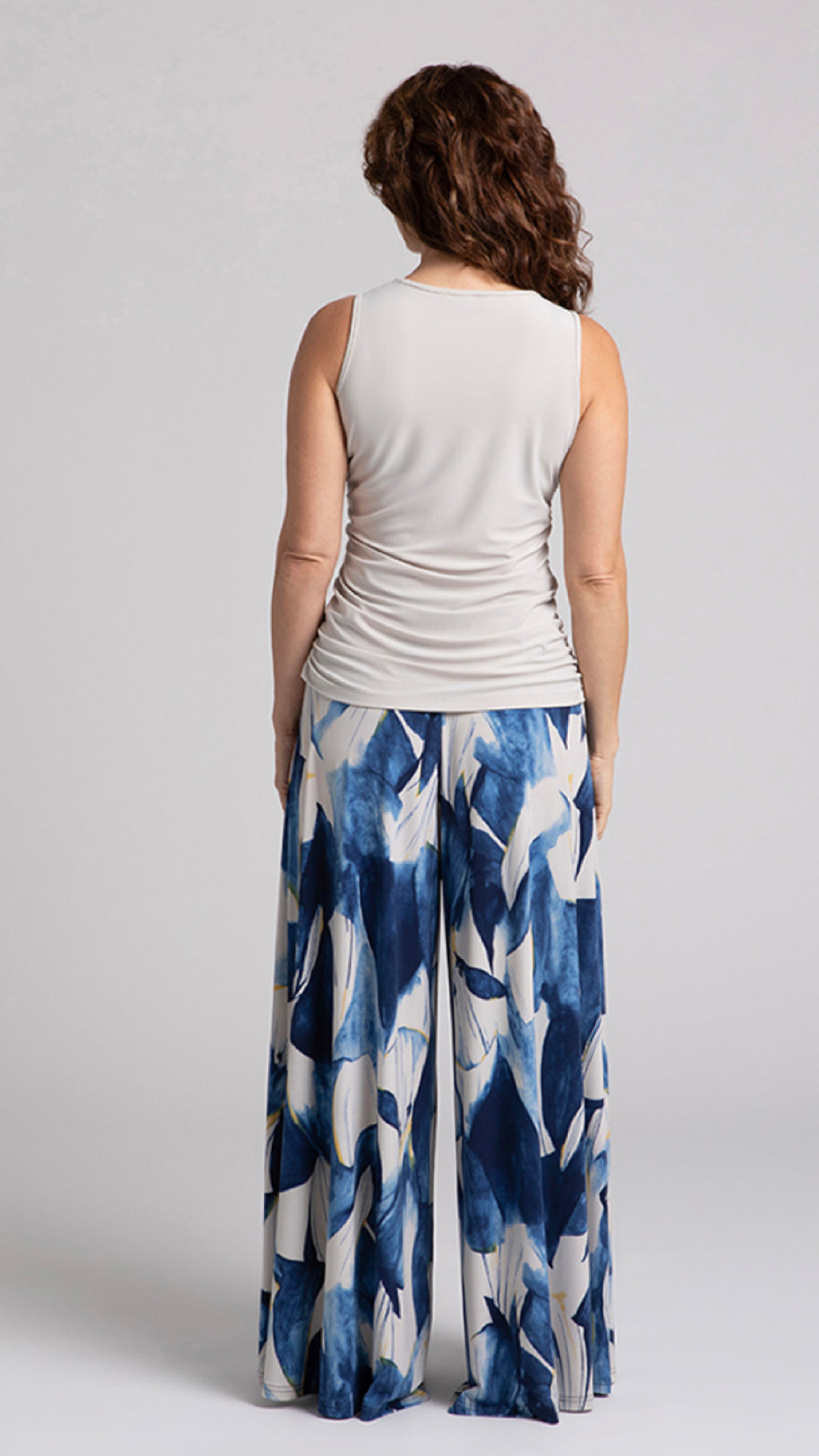 Slim Fete Sleeveless Top (Sale)