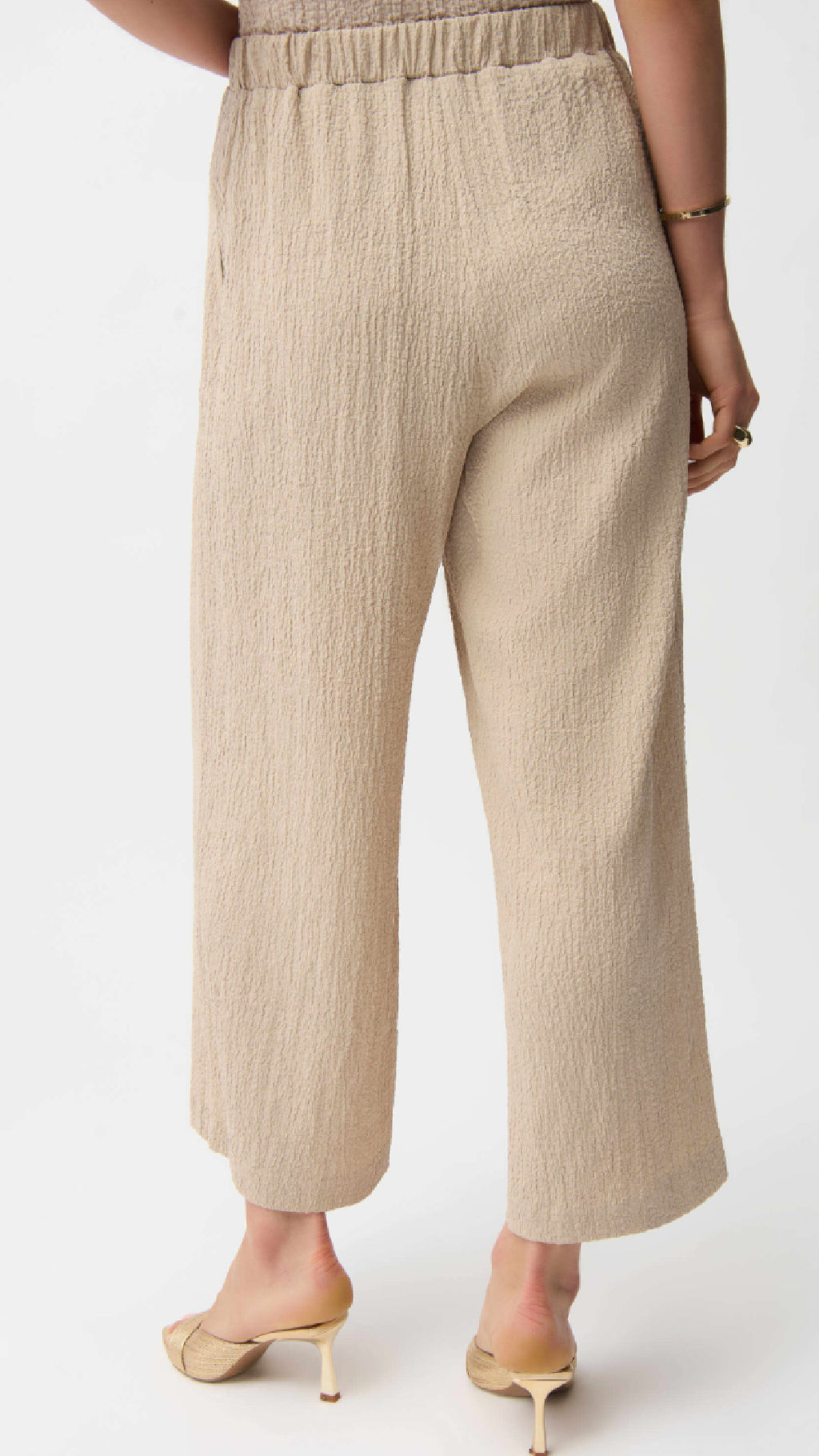Joseph Ribkoff Seesucker Mesh Boxy Top and Pull-On Cropped Pants