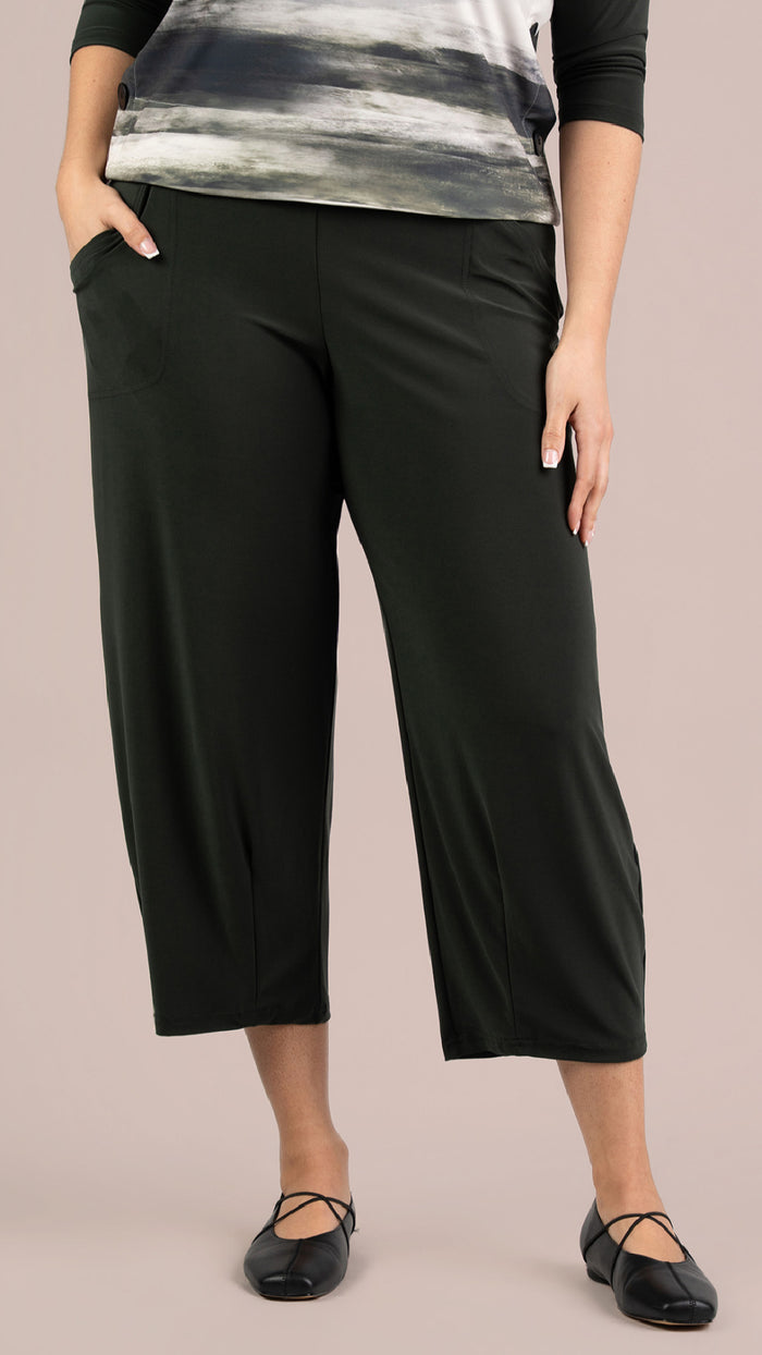 Narrow Lantern Pant