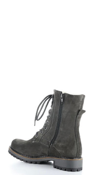 Carter Round Toe Boots