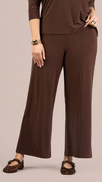 Straight As It Seams Pant
