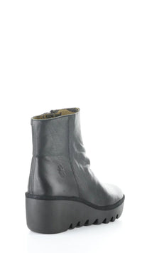 Fly London BAAN538FLY 009 Black Round Toe Boots