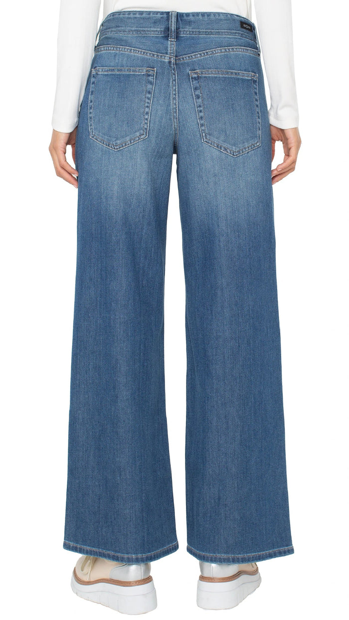 Weekender Relaxed Loose Jeans-Walnut Creek