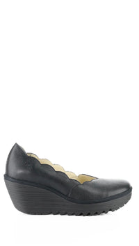 Fly London YERK640FLY-Black Mousse