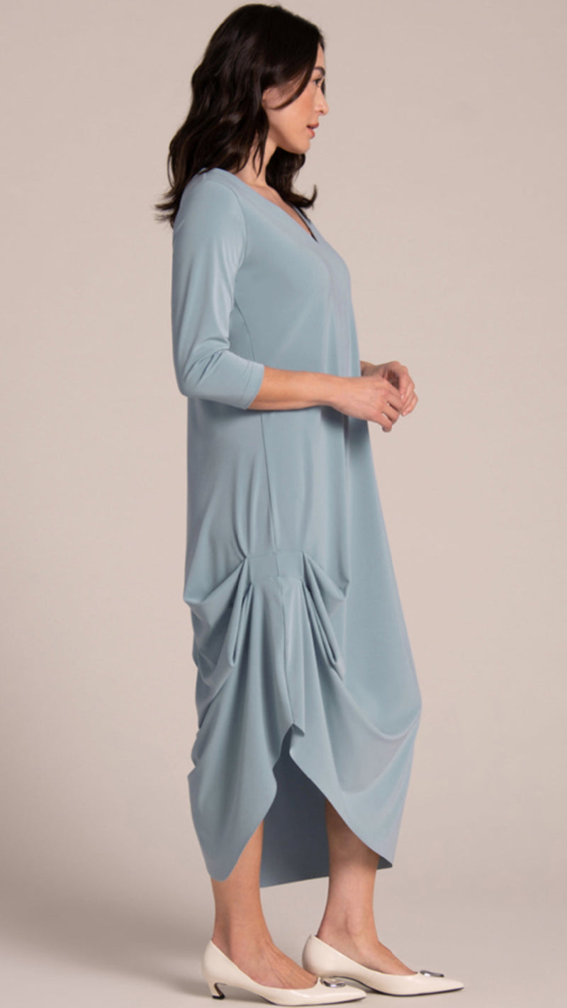 Drama Dress, 3/4 sleeve (Selected Colours on Sale)