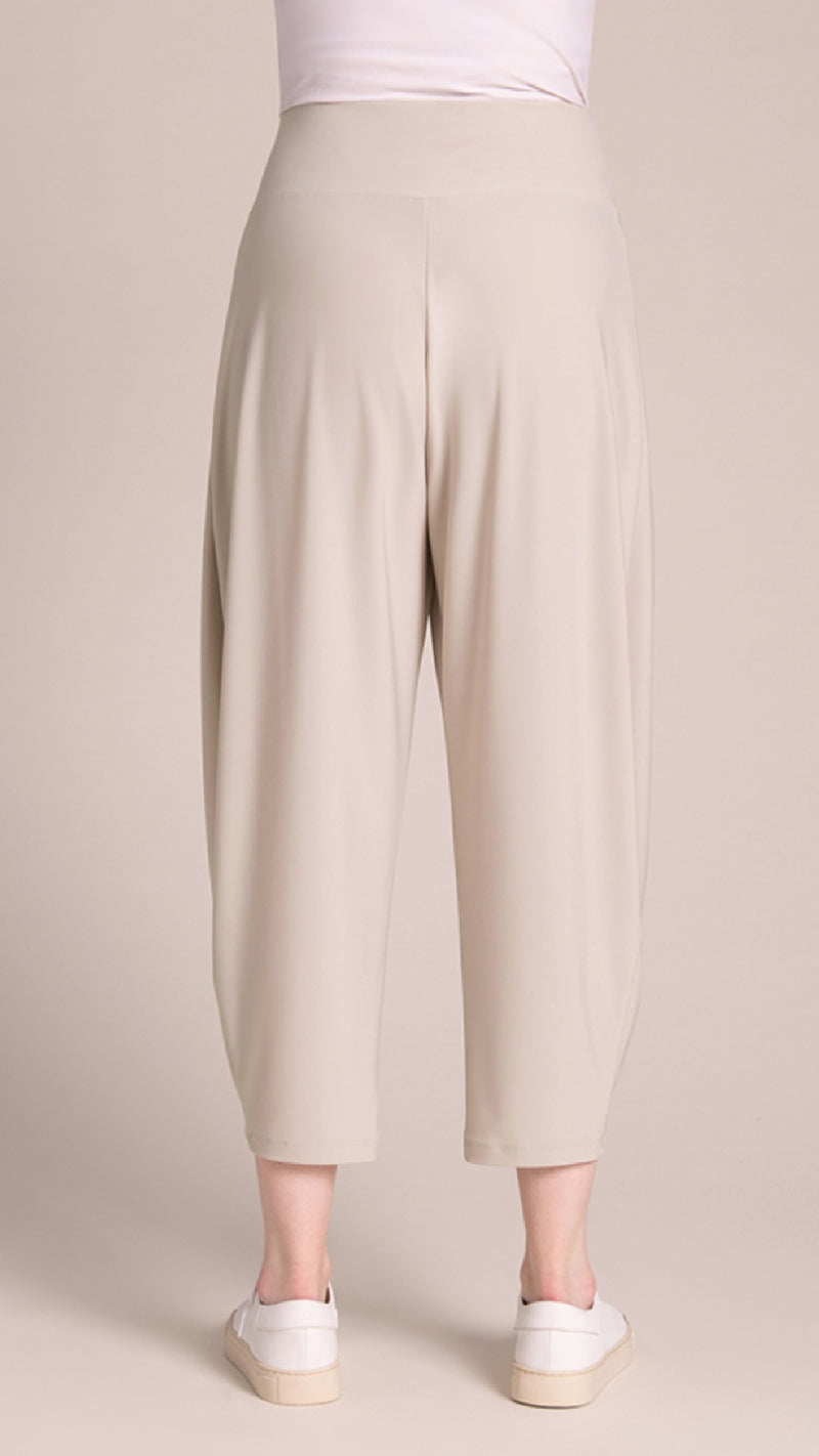 Narrow Barrel Pant