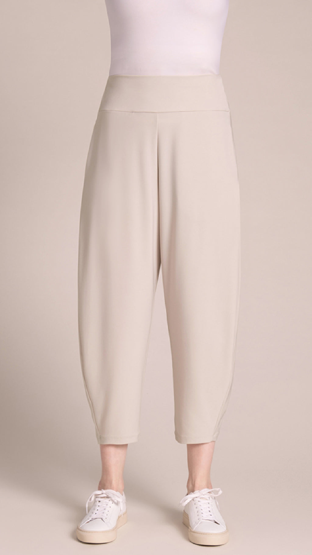 Narrow Barrel Pant