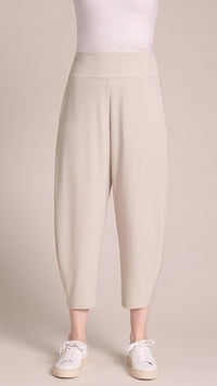 Narrow Barrel Pant