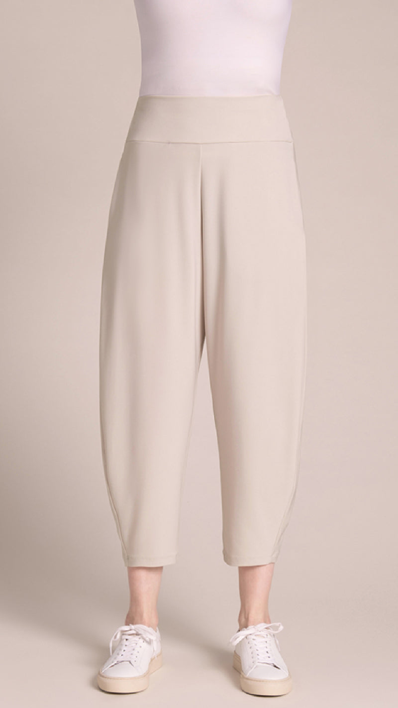 Narrow Barrel Pant