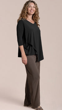 Suitable Secret Pocket Top, 3/4 Length Sleeves