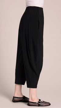 Narrow Barrel Pant
