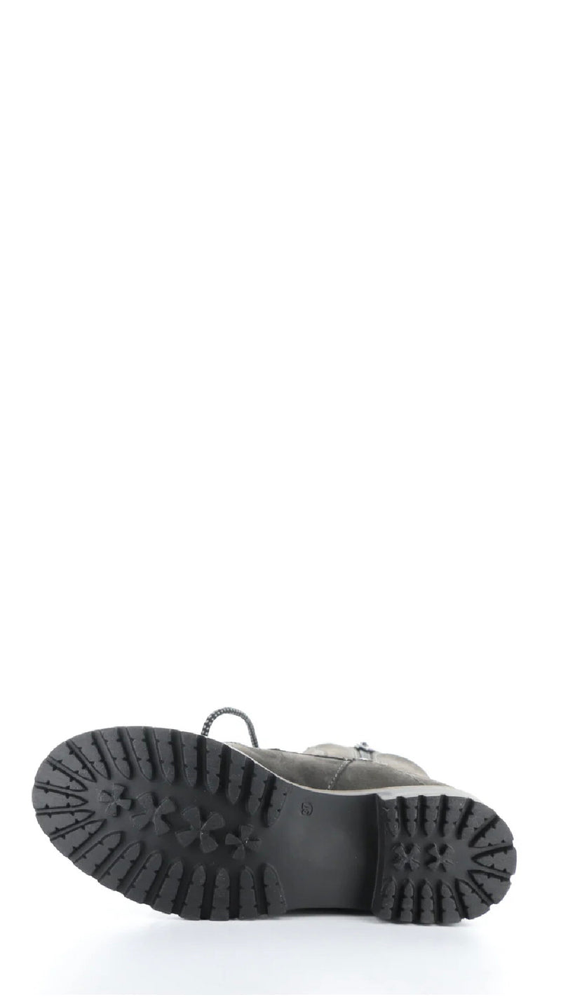 Carter Round Toe Boots