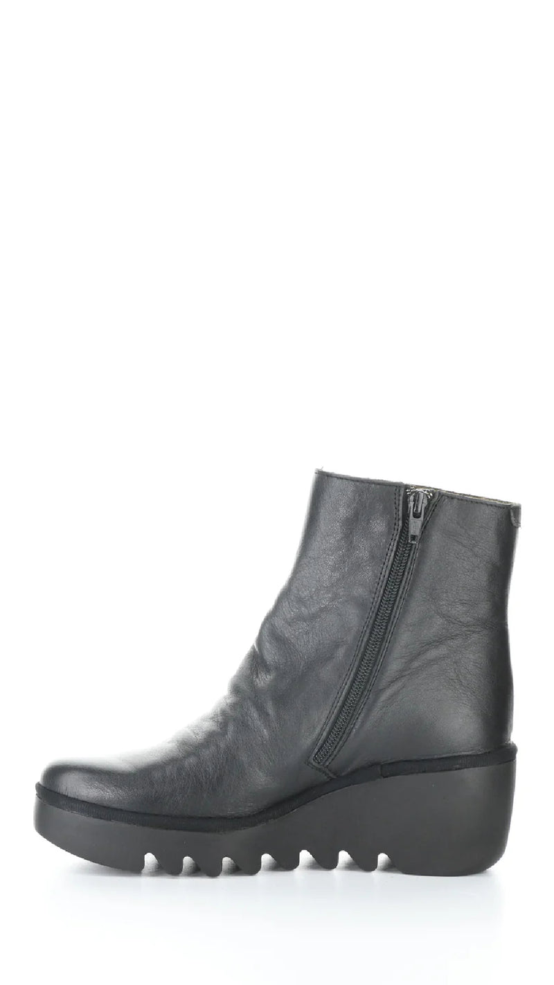 Fly London BAAN538FLY 009 Black Round Toe Boots