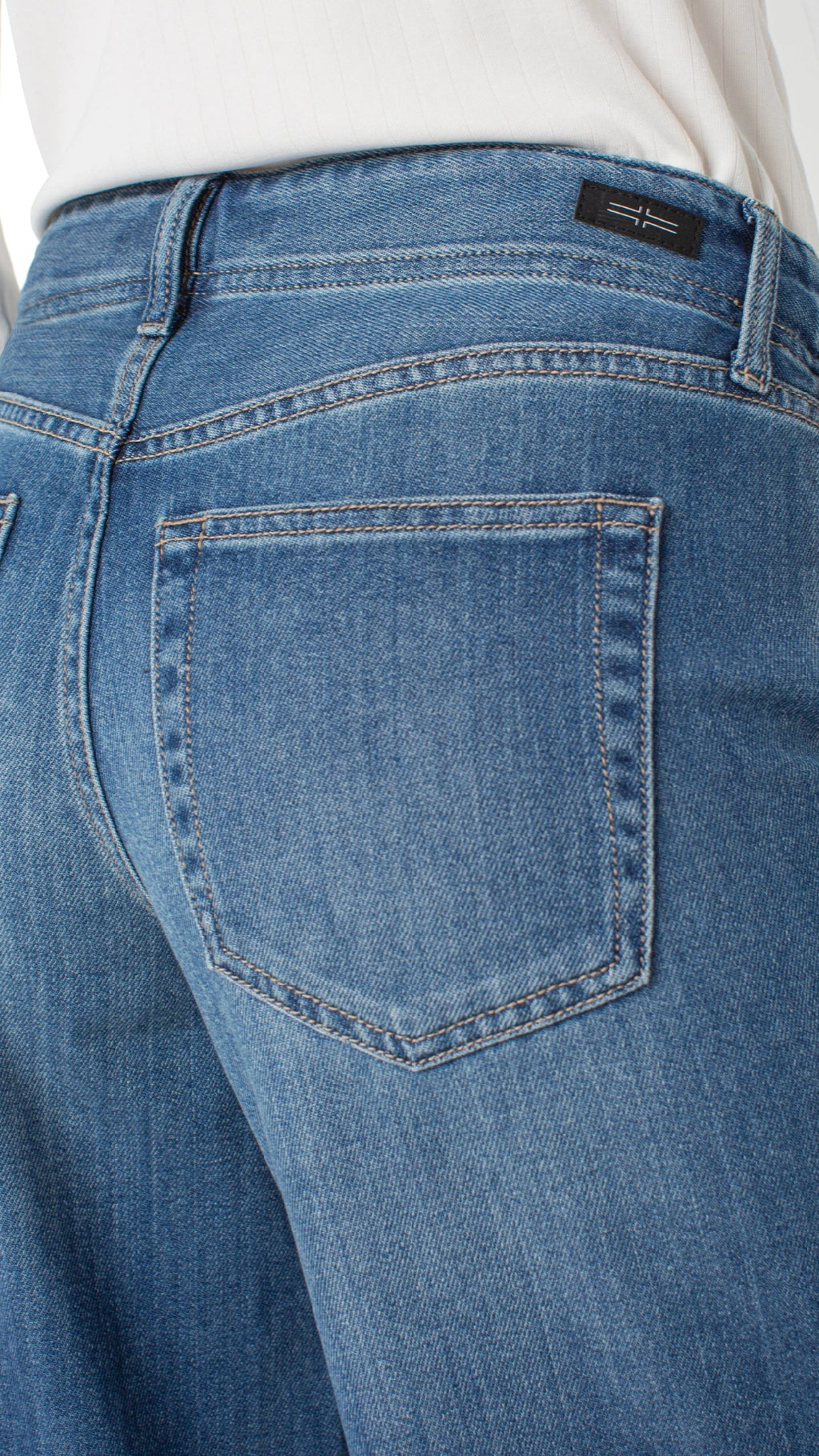 Weekender Relaxed Loose Jeans-Walnut Creek