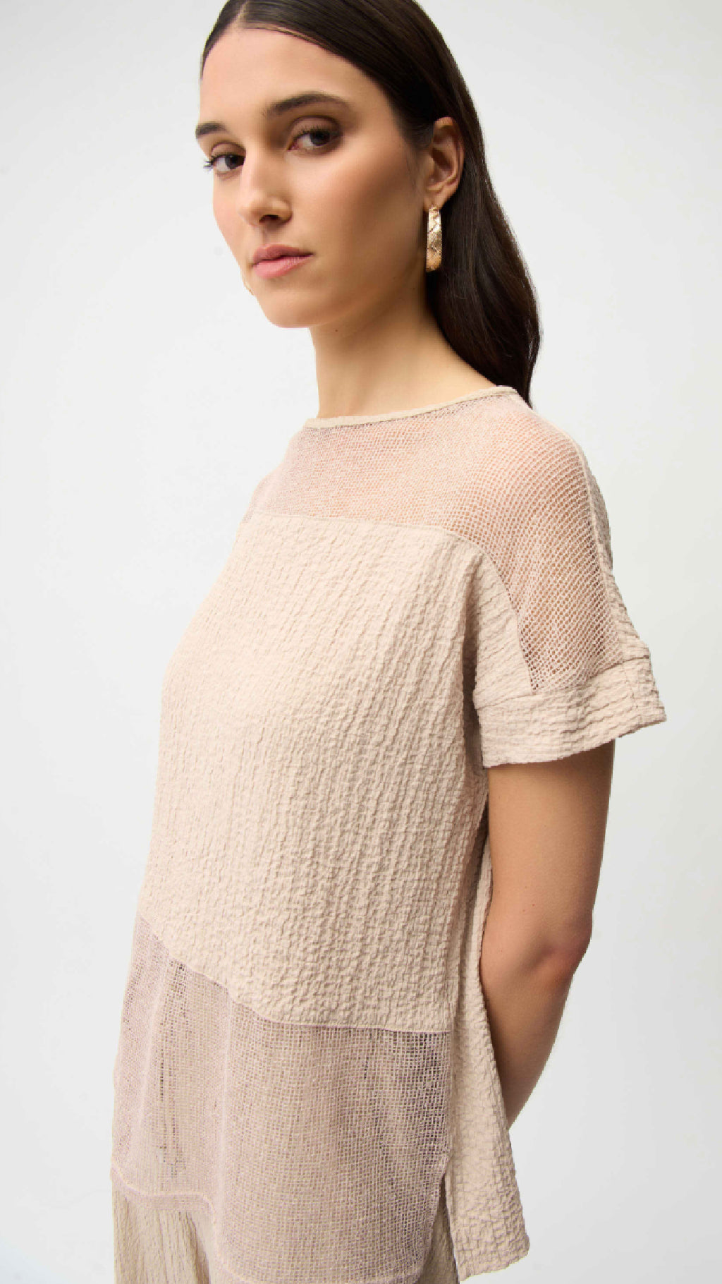 Joseph Ribkoff Seesucker Mesh Boxy Top and Pull-On Cropped Pants