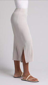 Side Slit Wide Capri