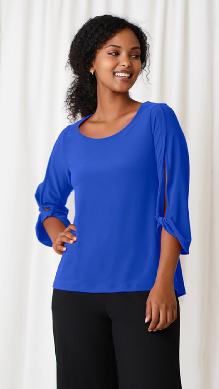 Wide Sleeve Twist Top 3/4 Sleeve