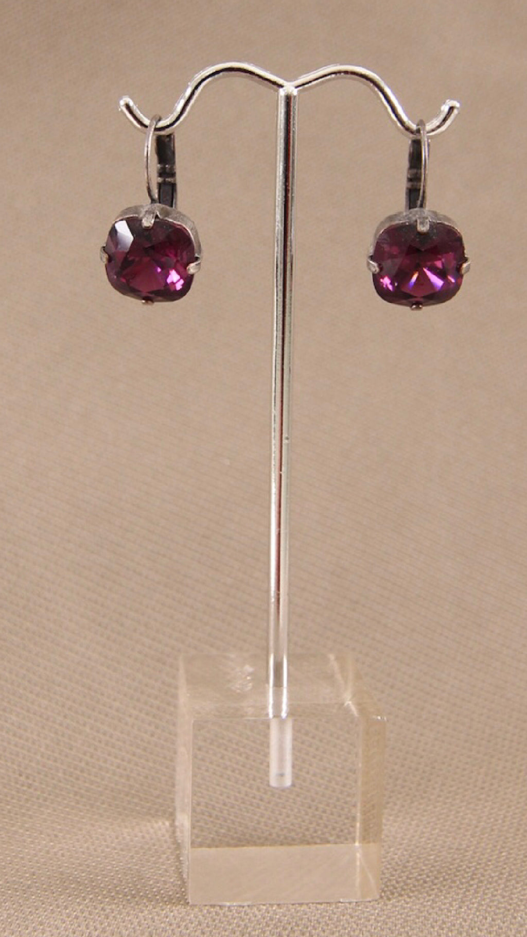 Earrings EP#5 Round (Vintage w Purple)